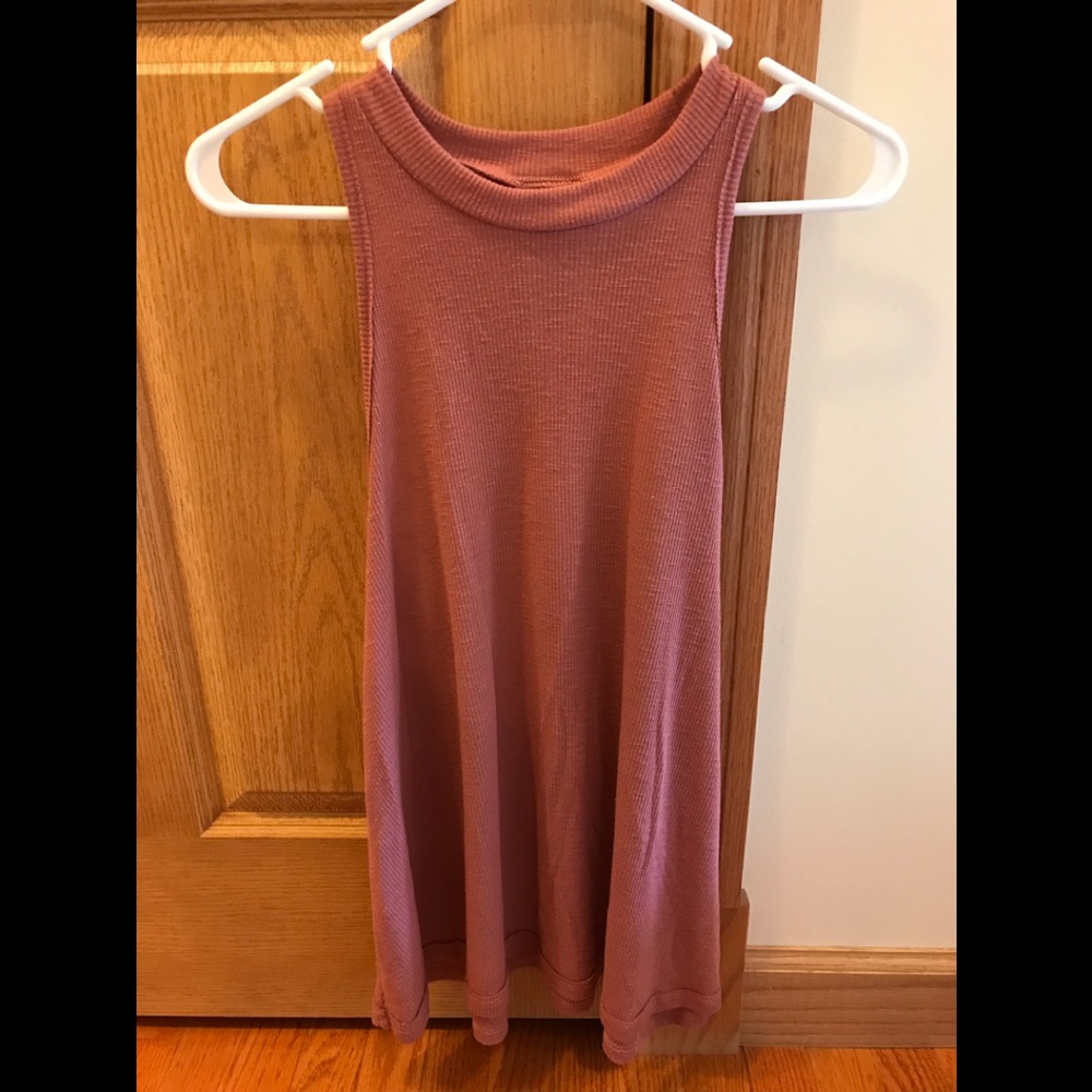 Free people mock neck tank top!